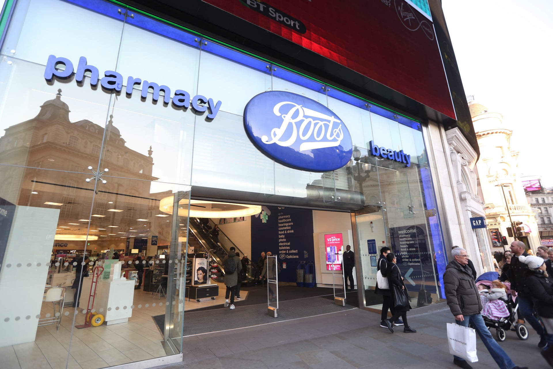 Rally torture Legacy High Quality Entrance Matting at Boots Piccadilly | INTRAsystems